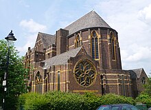 Church of Saint Barnabas, Brentham Garden Suburb (East End - 01).jpg