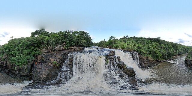 360° vido de Saala Akvofalo