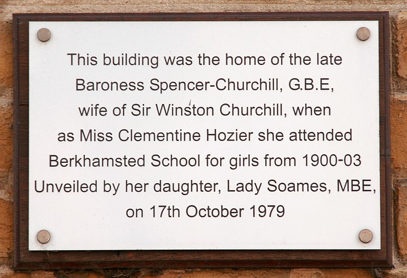 File:Clementine Churchill house plaque.jpg