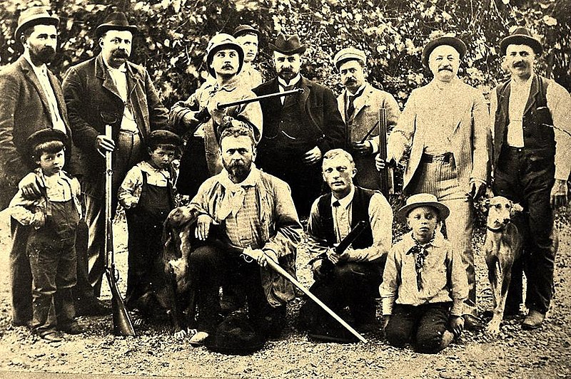 File:Cloverdale Hunters.jpg