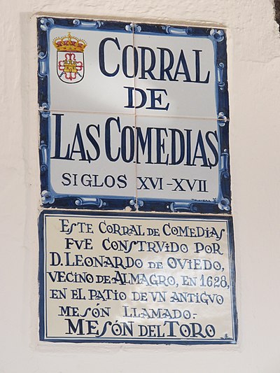 "This corral de comedias was built by Don Leonardo Oviedo, resident of Almagro in 1628, on the courtyard of an old inn called Taberna del Toro." Corral de Comedias de Almagro - 01.jpg