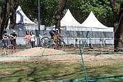 Deutsch: Radsport bei den Olympischen Jugendspielen 2018 Tag 10, 16. Oktober 2018 - Combined Criterium – XCC Qualifikation weiblich English: Cycling at the 2018 Summer Youth Olympics – Women's Combined Criterium – XCC Qualification on 16 October 2018.