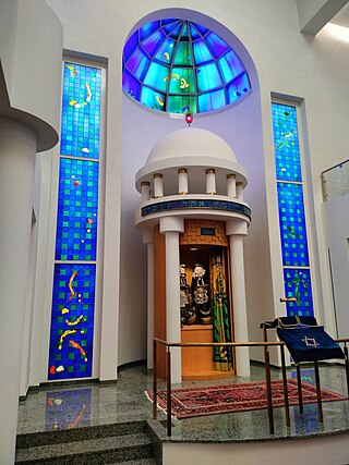 <span class="mw-page-title-main">New Synagogue (Darmstadt)</span> Synagogue and museum in Darmstadt