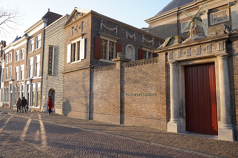 File:De Lakenhal, Leiden (51968719138).jpg