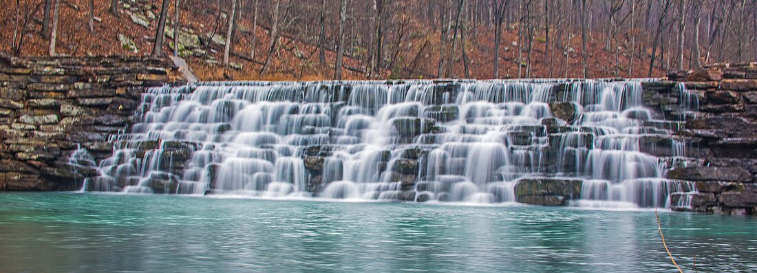 Devil's Den State Park