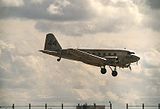 c/n 1404: Hetzelfde toestel, eigendom van het Aviodrome, landt op Schiphol in 1999.