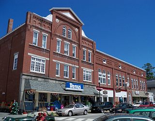 <span class="mw-page-title-main">Farmington Historic District (Farmington, Maine)</span> Historic district in Maine, United States