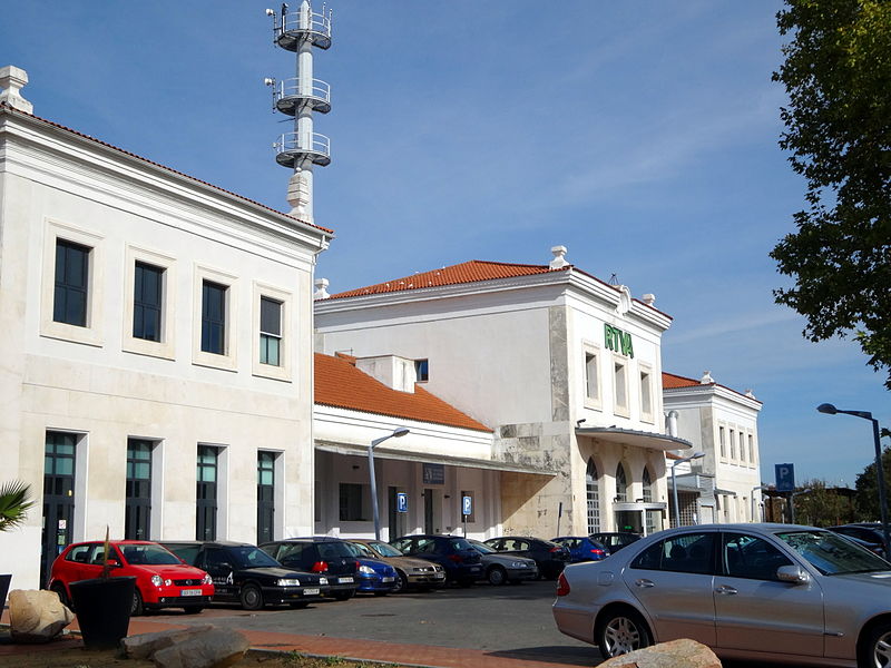 File:Edificio de Radio y Televisión de Andalucía (RTVA) 004.JPG