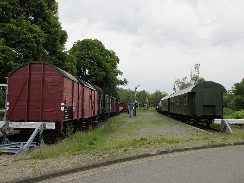 File:Eisenbahnmuseum Vienenburg außen.jpg