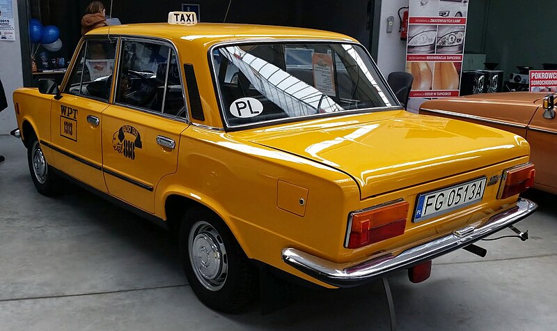 File:FSO 125P Zmiennicy.jpg