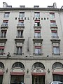 Façade hôtel Favart (5 rue Marivaux).jpg