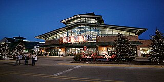 <span class="mw-page-title-main">Fox River Mall</span> Large regional mall in Grand Chute, Wisconsin