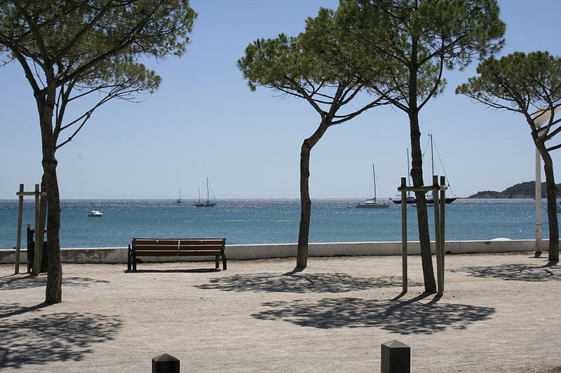 File:France La-Ciotat promenade.jpg