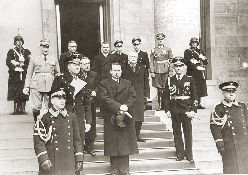 Datei:Franz Josef II Berlin 1939.jpg