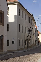 Hauptgebäude der Universität in der Akademiestraße