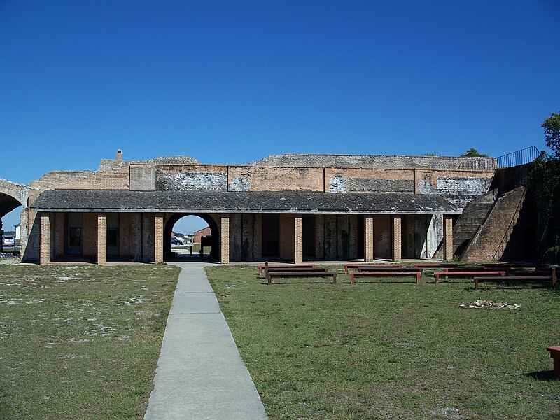 File:GINS FL Fort Pickens19.jpg