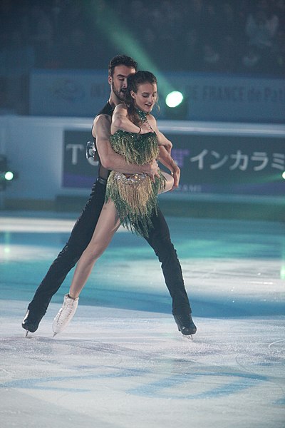 File:Gabriella Papadakis-Guillaume Cizeron-GPFrance 2018-Gala-IMG 7946.JPG