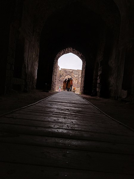 File:Golconda fort. Jpg.jpg