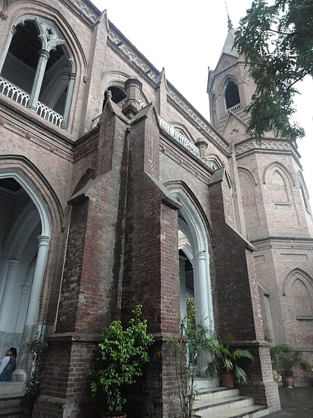 File:Government College University, Lahore.jpg