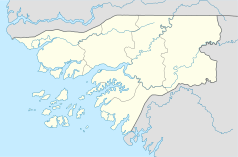 Mapa konturowa Gwinei Bissau, u góry nieco na prawo znajduje się punkt z opisem „Contuboel”