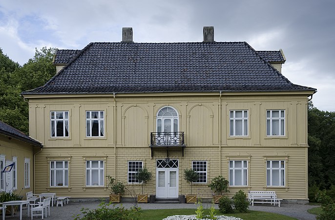 Front facade of Gulskogen manor in Drammen, Norway.