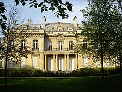 Hôtel Salomon de Rothschild, қасбет côté jardin.jpg