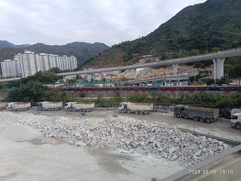 File:HK STD KMBus 74X tour view 沙田區 Shatin District 大老山公路 Tate's Cairn Highway December 2023 R12S 05.jpg