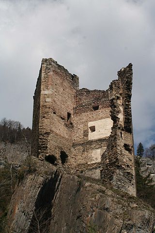 <span class="mw-page-title-main">Alt-Haldenstein Castle</span> Castle in Switzerland