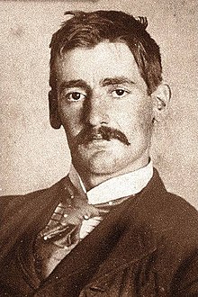 Henry Lawson portrait.jpg