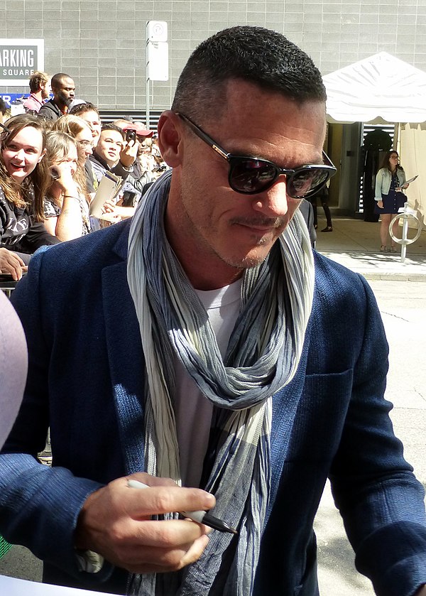 Evans at the 2015 Toronto International Film Festival