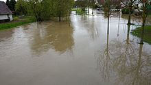 Die Schwäbische Rezat in Pleinfeld bei Hochwasser im Mai 2017