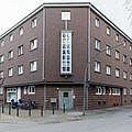 Deutsch: Naumannplatz-Siedlung in Hamburg-Dulsberg: Siedlungsbau Königshütter Straße 2. This is a photograph of an architectural monument. It is on the list of cultural monuments of Hamburg, no. 21702.