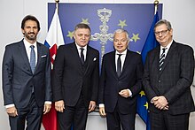 Meeting of the Slovak delegation with the European Commissioner for Justice Didier Reynders, 27 November 2023 Kalinak, Fico, Reynders and Susko in November 2023.jpg