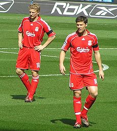 Que equipo entrena xabi alonso