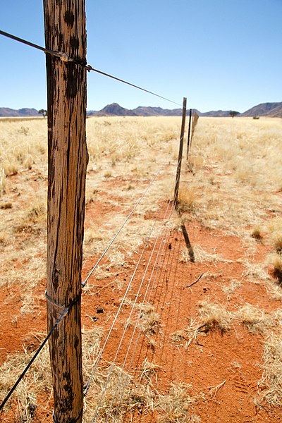 File:Lüderitz to Sesriem.jpg