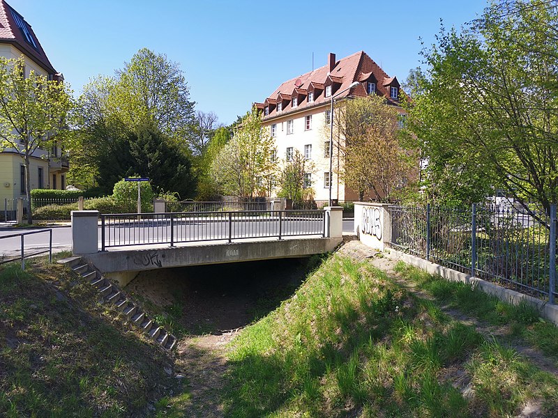 File:Landgraben Dresden draesekestraße 2020-04-19 .jpg