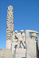 Le monolithe et les groupes sculptés de Gustav Vigeland (4846996133).jpg