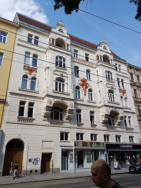 File:Lerchenfelder Straße 124-126.jpg