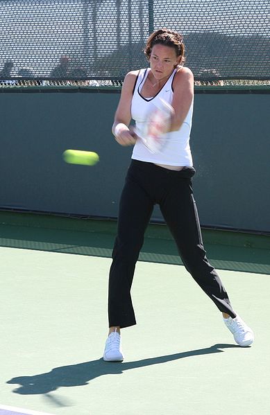 File:Lindsay Davenport Indian Wells 2006.jpg