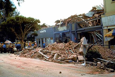 Damage downtown caused by the 1989 Loma Prieta earthquake.