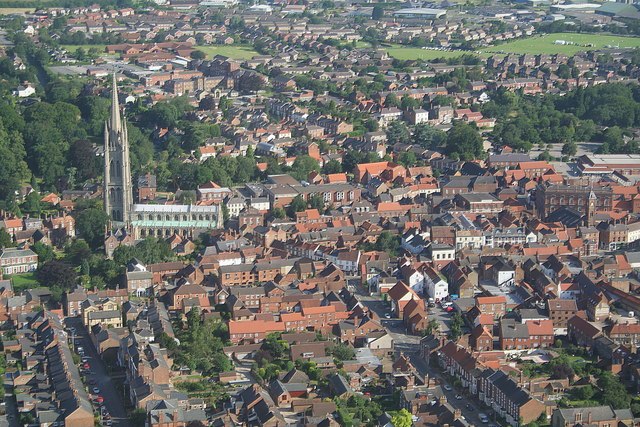 Image: Louth town centre and church, 2007 aerial   geograph.org.uk   2983785