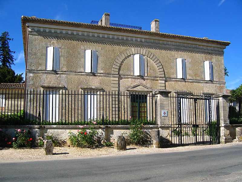 File:Maison Rateau (ou Maison Bouliac) à Langoiran (Gironde).jpg