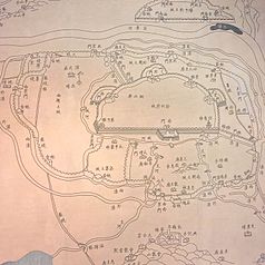 Map of the prefectural city of Xuzhou in the late Qing, the outer earthen ramparts against the Nian Rebellion is also shown.