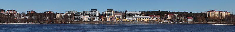 File:Merijalinranta Oulu 20120428.JPG