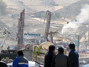 Grubenunglück Von San José: Bergwerk, Streckeneinsturz, Sucharbeiten