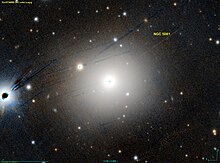 NGC 5061 — елиптична галаксија во соѕвездието Водна Змија