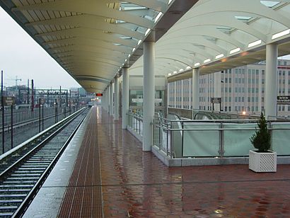 How to get to New York Avenue-Florida Avenue-Gallaudet University Metro Station with public transit - About the place