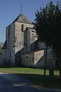 Notre Dame Bussac sur Charente.JPG