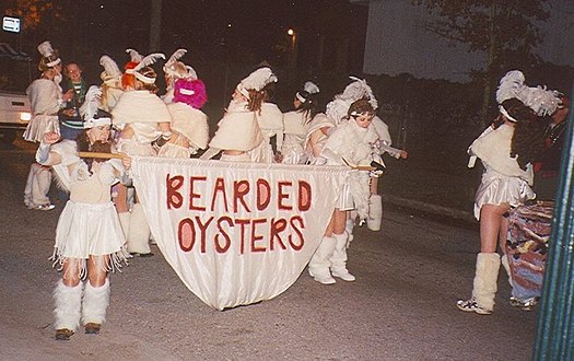 Oysters hit the street OAK05BOystersBannerStreet.jpg