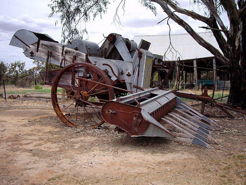 File:Old Style Harvester.jpg